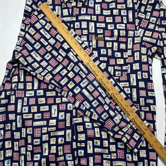 Woolrich Men's Fly Fishing Pattern Blue Long Sleeve Button Shirt - Picture 10 of 10